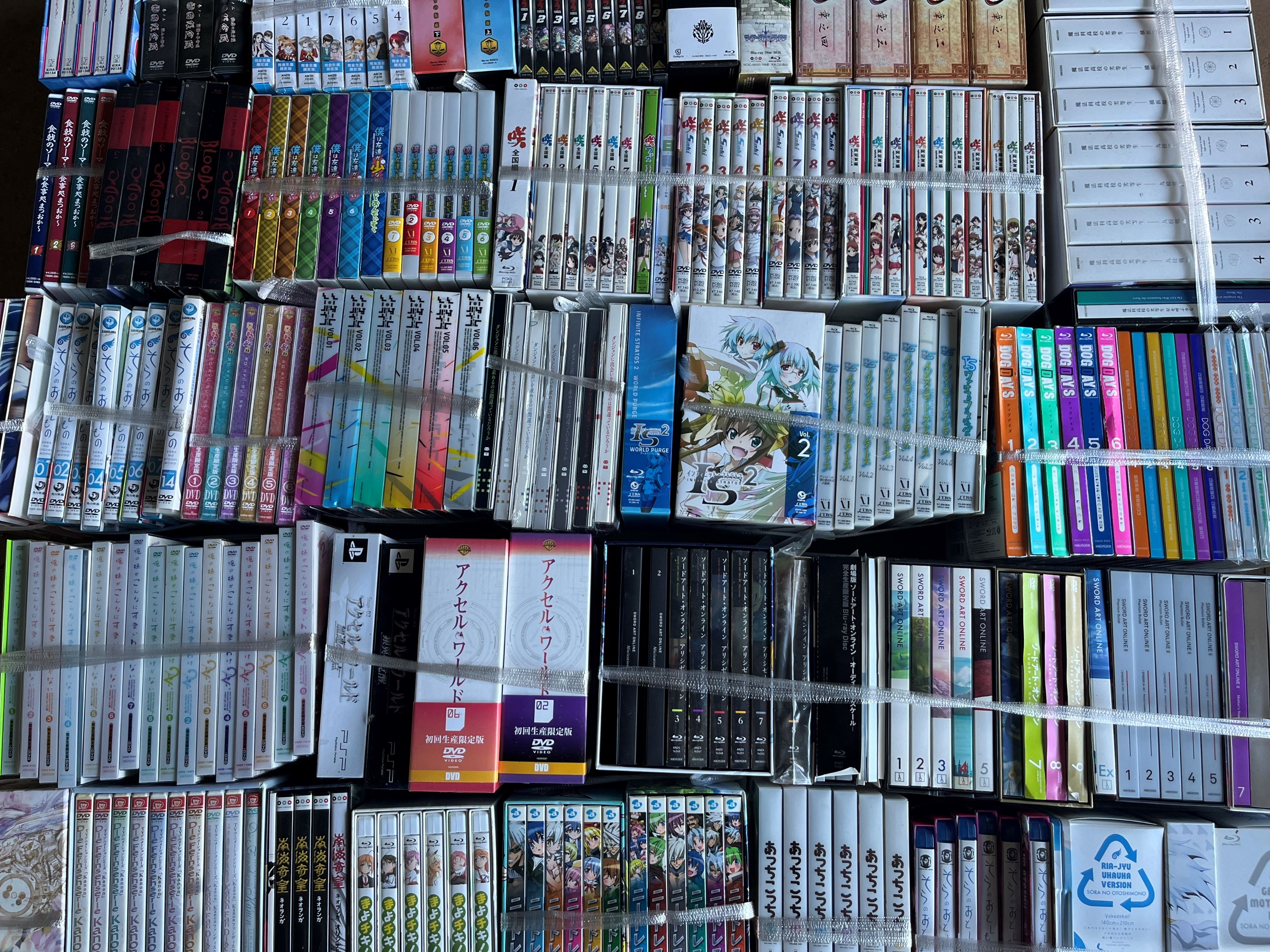 香川県でアニメのBlu-rayやDVD-BOXなどを大量買取させて頂きました。映画 OVA作品などお売り下さい。